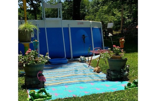 Elkins House | The Flip Flop House