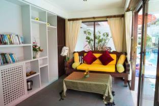 Mae Nam Hotel | The Florist Resort