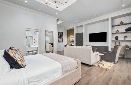 Cullman Hotel | The Flying Fifty, a Luxury Boutique Hotel