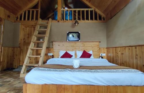 Ghiyagi Hotel | The forest cabin Jibhi