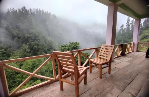Shoja Hotel | The Forest Pinnacle and Café, Jibhi