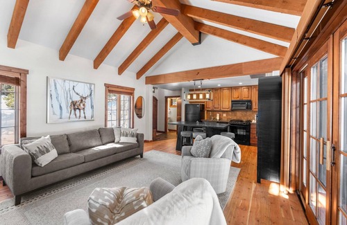 Tamarack Cottage | The Four Reasons Cottage