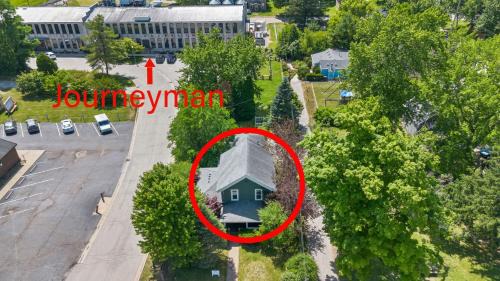 Three Oaks House | The Fourth Oak