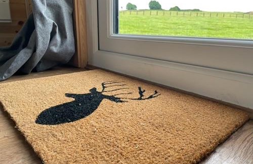 Ainthorpe Hotel | The Fox & Hounds Inn & Camping Pods