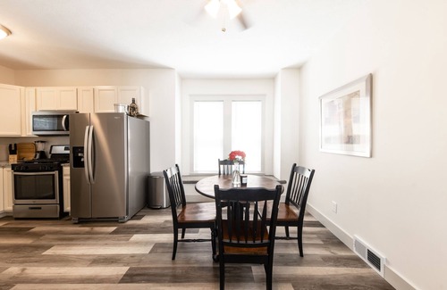 Lorain House | The Front House by the Lake