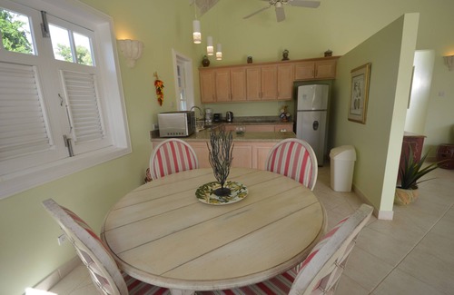 Mount Standfast Cottage | The Garden Loft with pool and club house access