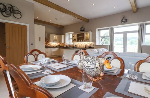 Levens House | THE GATEHOUSE, pet friendly, with open fire in Levens