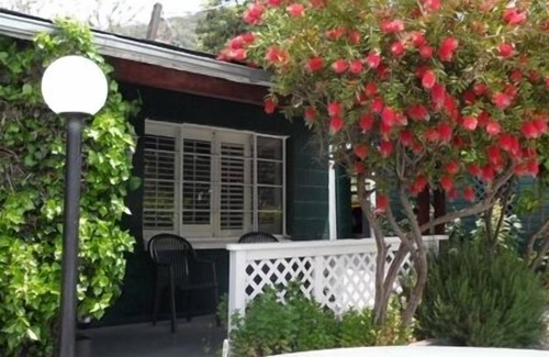 Three Rivers Hotel | The Gateway Restaurant & Lodge