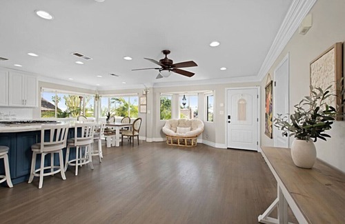 Loma Portal Apartment | The Gathering Place | Family Spot | Best Location