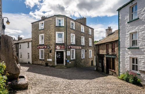 Dent House | The George and Dragon