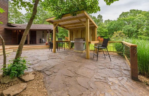 Theodosia House | The Getaway Ranch