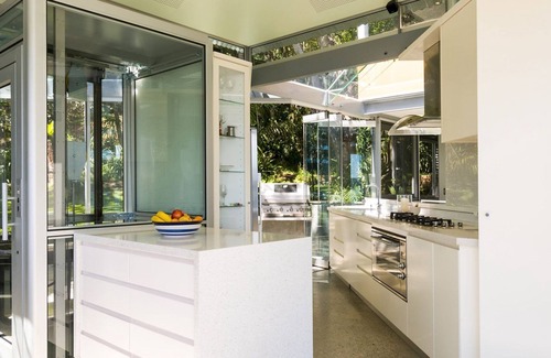 Palm Beach House | THE GLASS HOUSE by Palm Beach Holiday Rentals