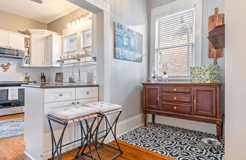 Five Points South House | The Glen Iris Getaway