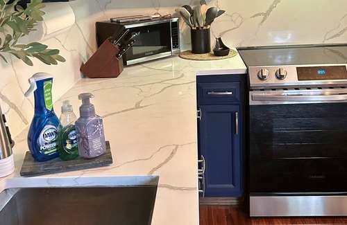 Crane Hill Cabin | The Glennadair on Smith Lake