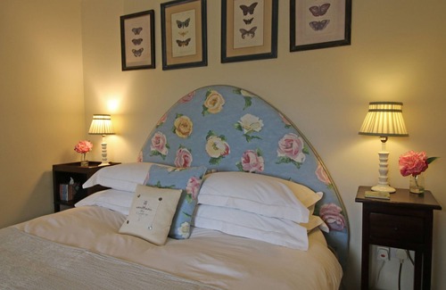 Kneesall Bed & Breakfast | The Goat House at Ivy Cottage