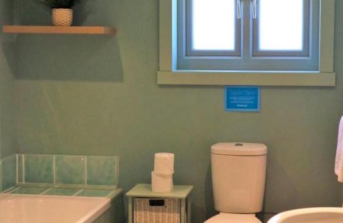 Tiverton House | The Goyle-E4528