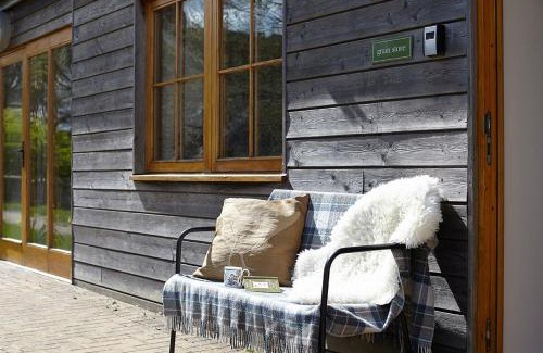 Godshill House | The Grainstore at Moor Farm