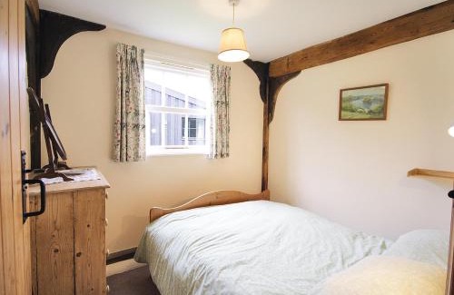 Woodbridge House | The Granary - E3669