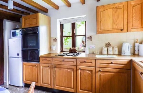 East Dereham Cottage | THE GRANARY, pet friendly, character holiday cottage in Hingham