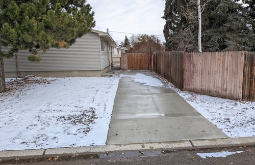 Rexburg Apartment | The Grand Teton Getaway - A spacious 2 bedroom unit