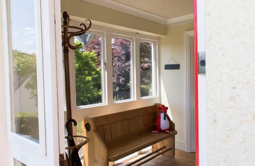 Merthyr Tydfil House | The Grange Guesthouse, Cefn-Coed