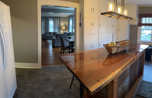 Cunningham House | The Gray House