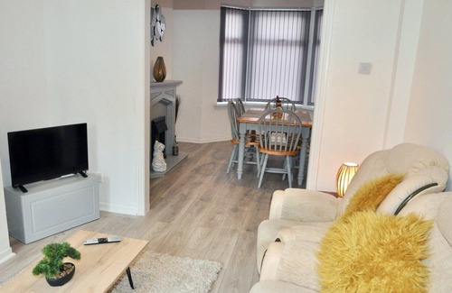 Newport House | The Great Escape by Tŷ SA