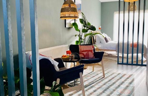 Belfast House | The Green Room guest suite