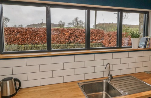 Gargrave Cottage | THE GREENHOUSE, with open fire in Gargrave