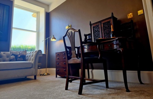 Knott End-on-Sea Apartment | The Hamilton Luxury Apartments - Lord William Suite