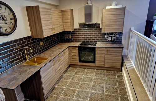 Knott End-on-Sea Apartment | The Hamilton Luxury Apartments - Lord William Suite