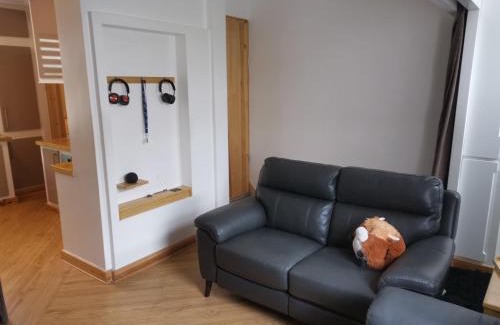 Huddersfield House | The Happy House