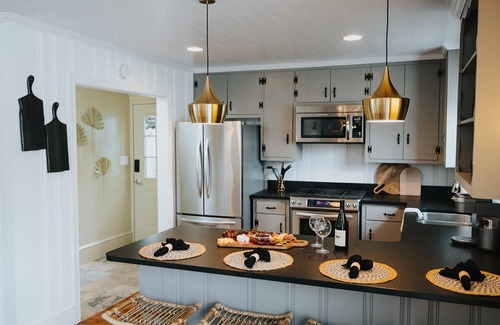 New London House | The Haven on Badin