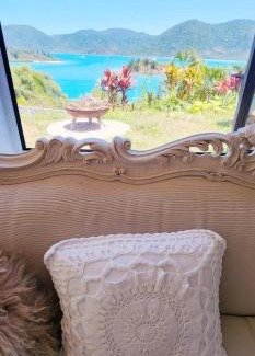 Shute Harbour House | The Haven View - Airlie Beach