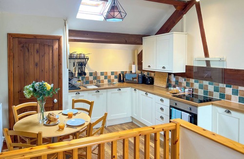 Ulverston Apartment | The Hayloft, Coniston, Windermere, Morecambe bay all within easy reach
