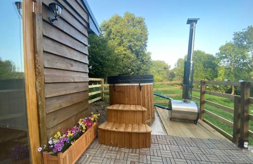 Oswestry Cabin | The Haystack