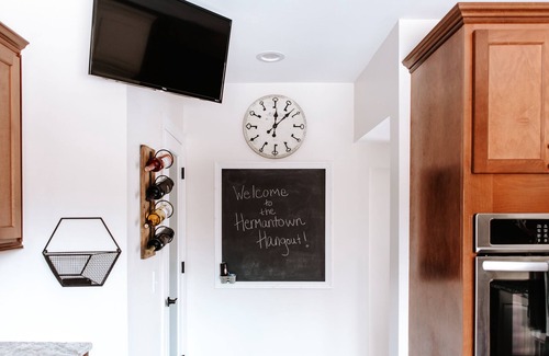 Hermantown House | The Hermantown Hangout