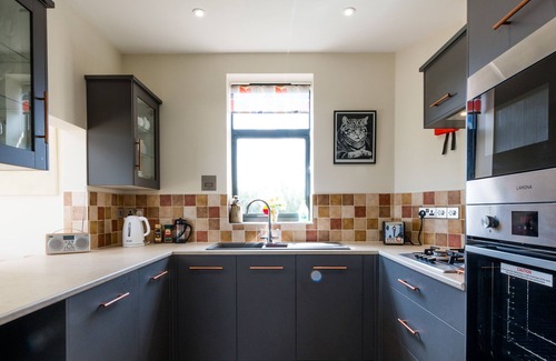 Maldon Cottage | The Hexagon - Wow. What a Location! With views to the Sea and Bird Sanctuaries. Totally remote