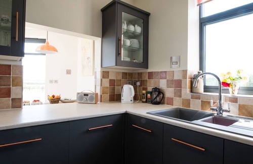 Maldon Cottage | The Hexagon - Wow. What a Location! With views to the Sea and Bird Sanctuaries. Totally remote