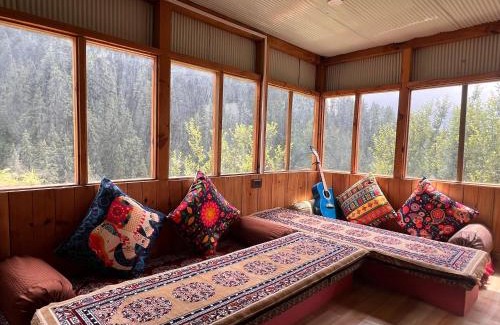 Banjar House | The Hidden Cabins