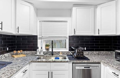 Sun Bay South House | The Hidden Gem - TIA, RJS, Amalie Arena, MacDill