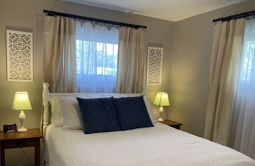 Westphalia House | The Hide Away