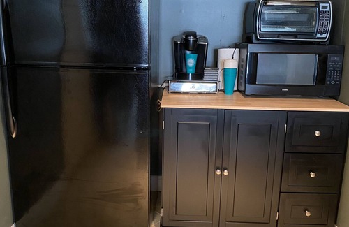 Hummelstown House | The Hideaway - 19 Private Acres to Explore