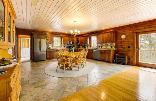 Jonesport House | The Hideaway in Downeast Maine Walk to Ocean