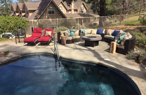 Placerville House | The HideAway in Somerset