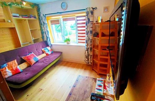 Dublin House | The Hideout !