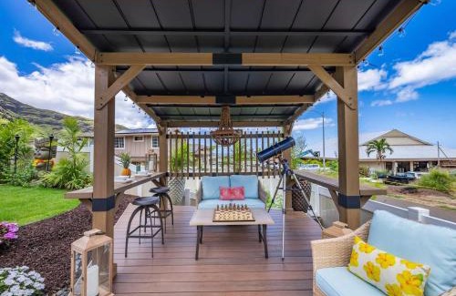 Makaha Valley House | The Hideouts Two Next-door Homes