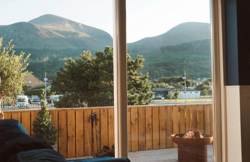 Newcastle House | The Hikers House - Award Winning 5 Star Retreat