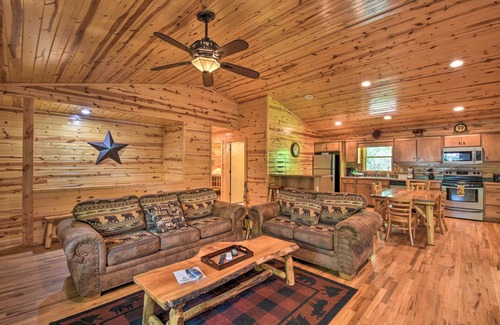 Helen Cabin | ‘The Hillside’ at the Sautee Mountain Retreat