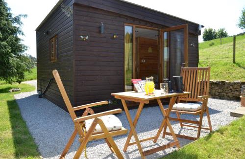 Horton in Ribblesdale Cabin | The Hive Lodge Cabin at Ashes Farm, near Settle